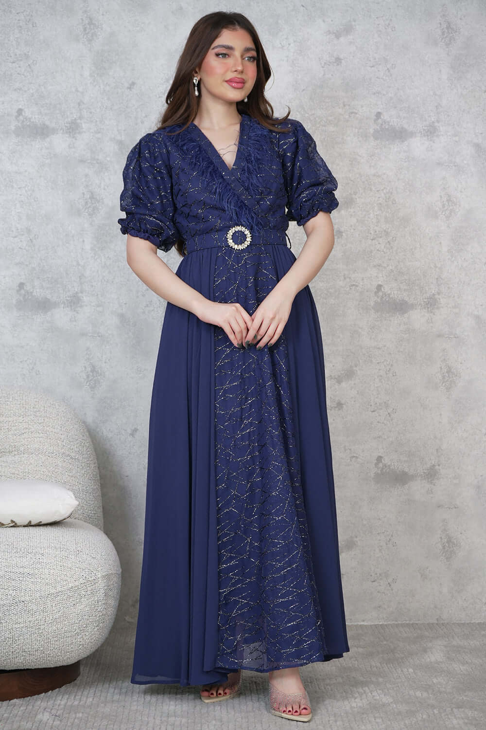 Long dress with puff sleeves in navy blue