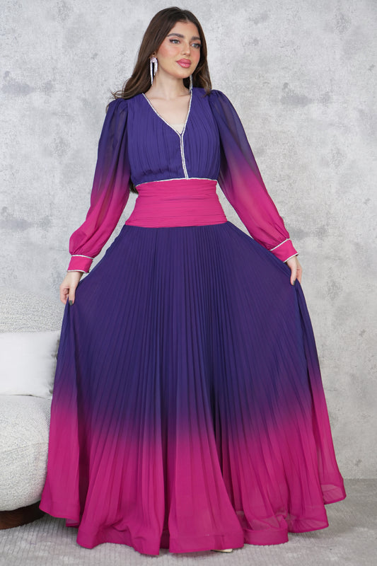 فستان شيفون طويل بليسيه مزين بالفصوص الفضية
