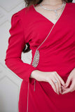 فستان ماكسي درابية مزين بالكريستال لون احمر