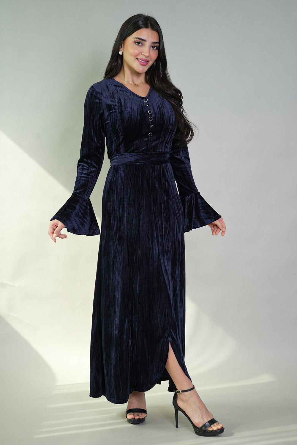 Velvet dress with front slit 