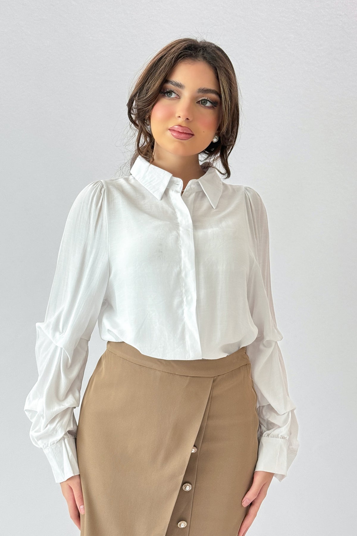 White long sleeve cotton shirt 