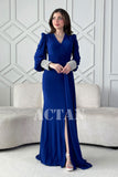 Blue stretch dress with sleeves decorated with stones 