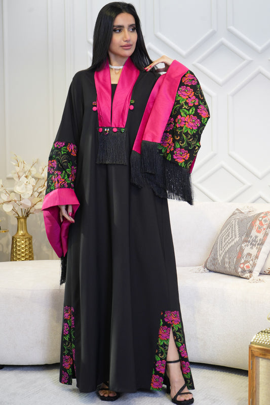 Maxi robe with long, wide sleeves 