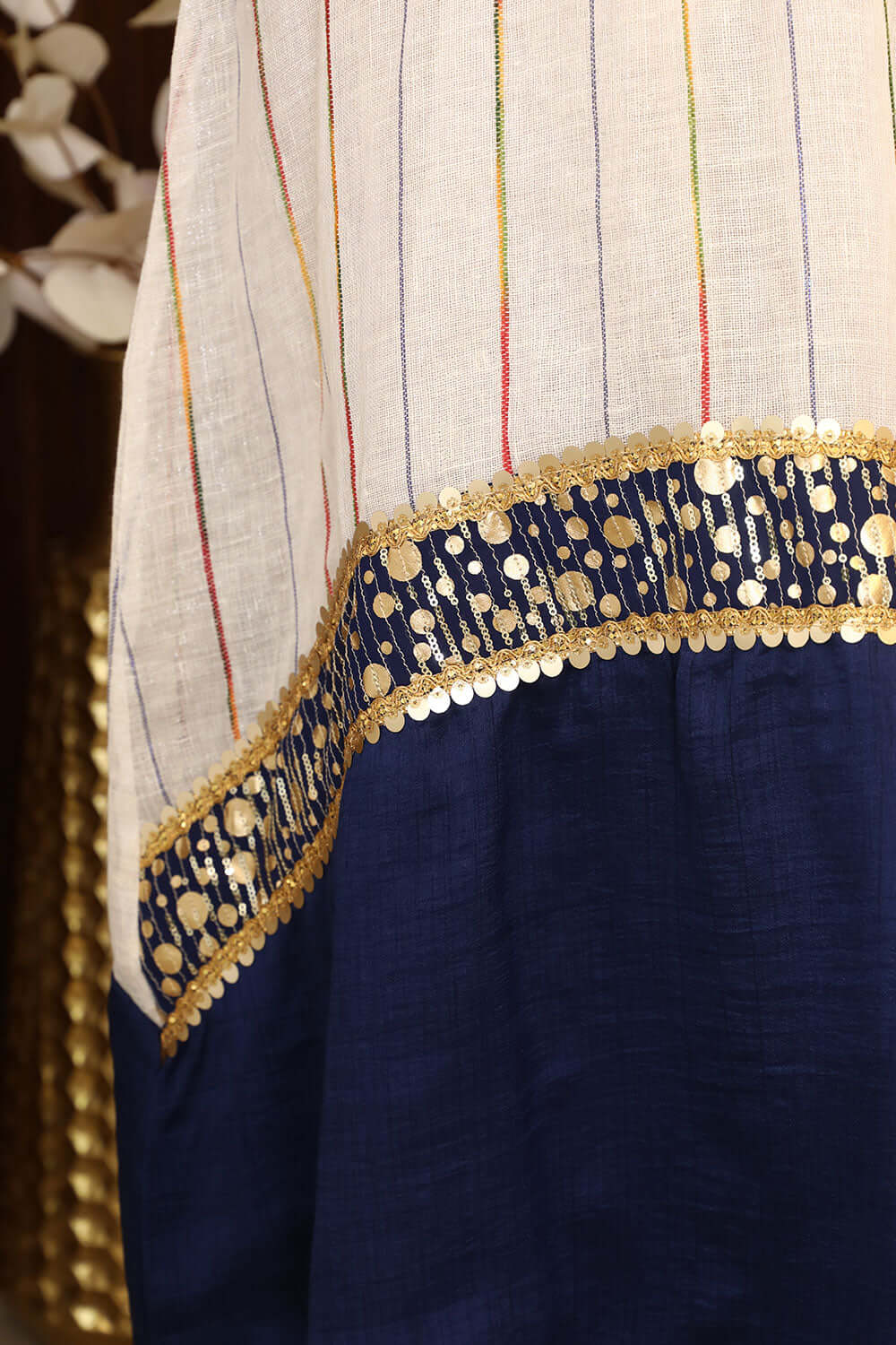 Midi striped jalabiya decorated with gold details 