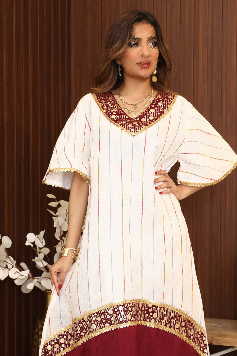 Midi striped jalabiya decorated with gold details 