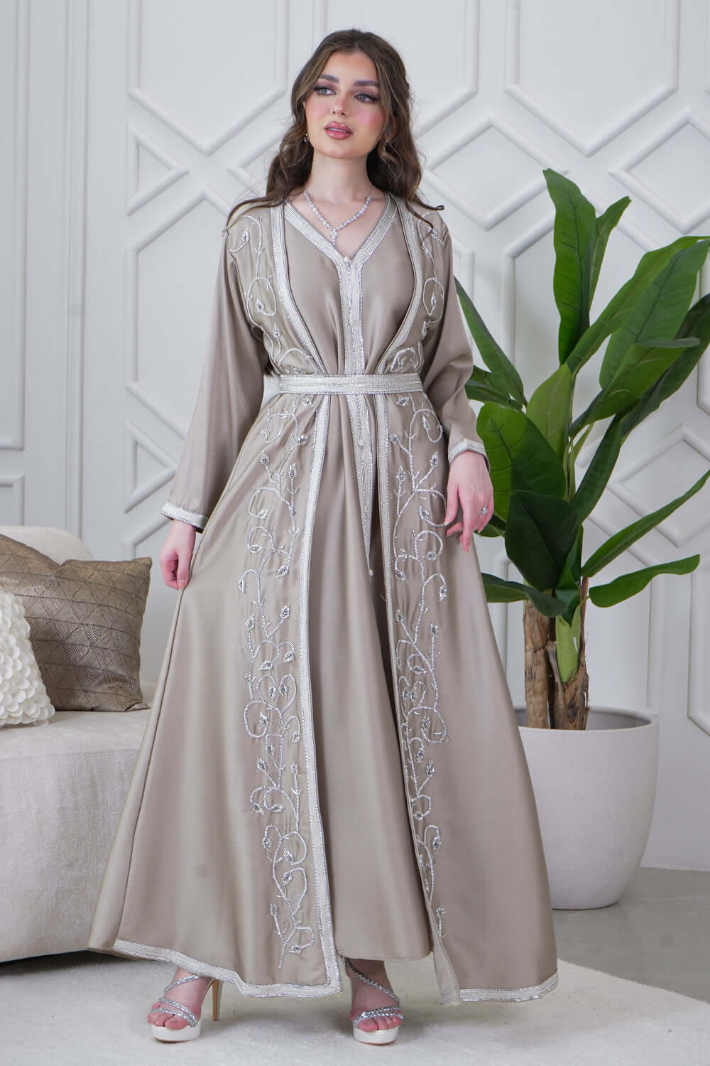 Elegant beige embroidered caftan 