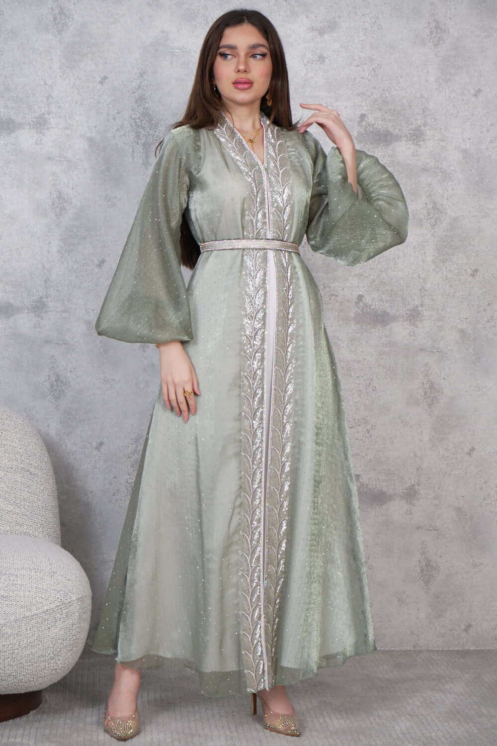 Two-piece kaftan with puff sleeves decorated with rhinestones and beads, green color 