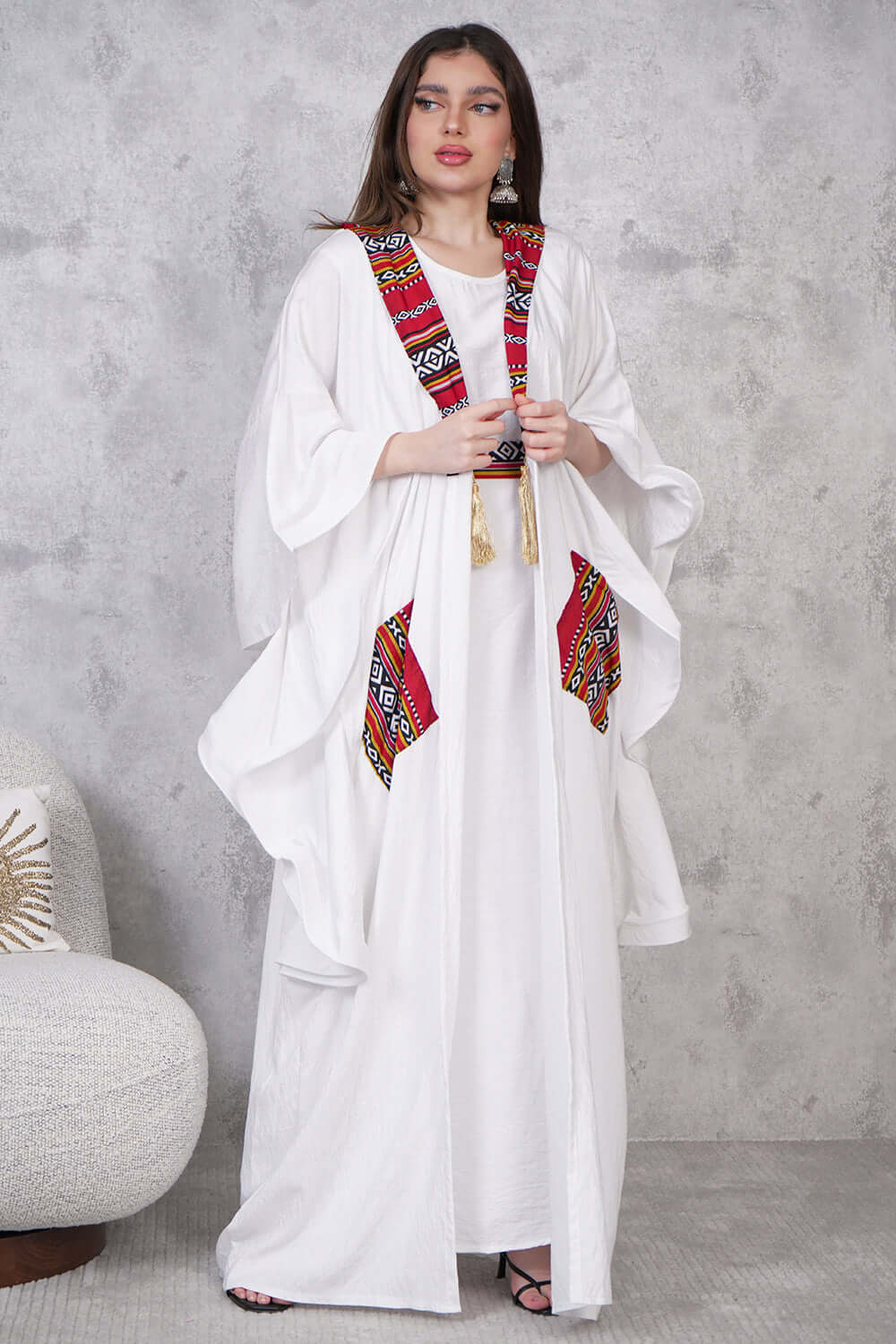 Traditional two-piece maxi galabiya 