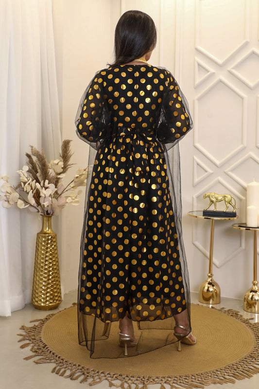 Dotted maxi galabiya with bisht and veil for Foundation Day 