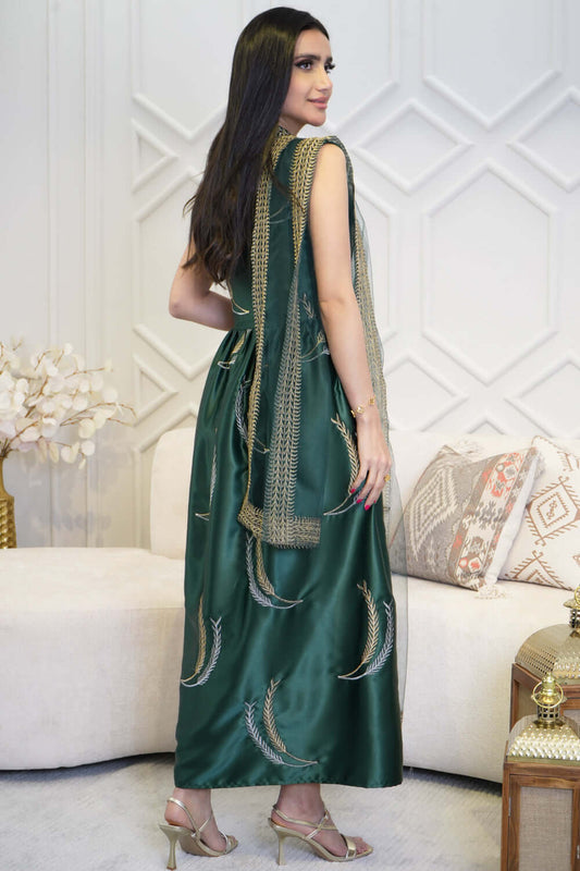 Maxi galabiya with embroidered scarf