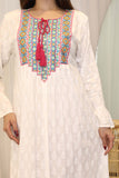 Maxi jalabiya embroidered on the front with a veil 