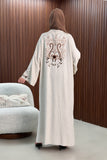 Abaya embroidered with a pattern on the back 