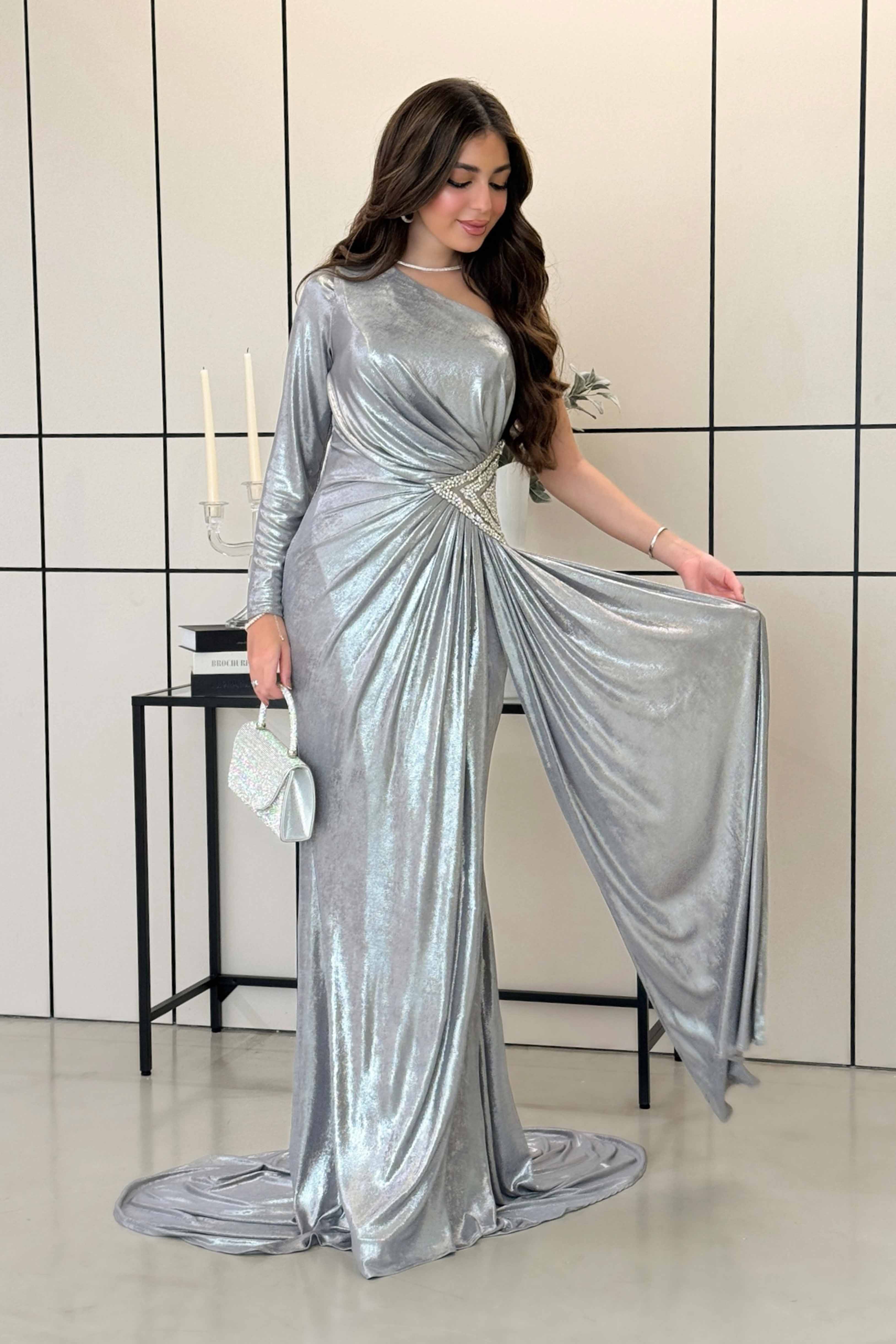 Long one shoulder shiny evening dress in gray color 