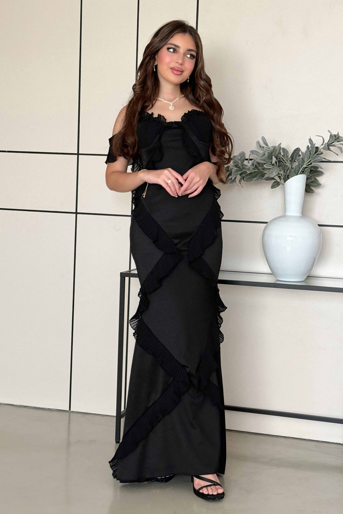 Off shoulder long dress 