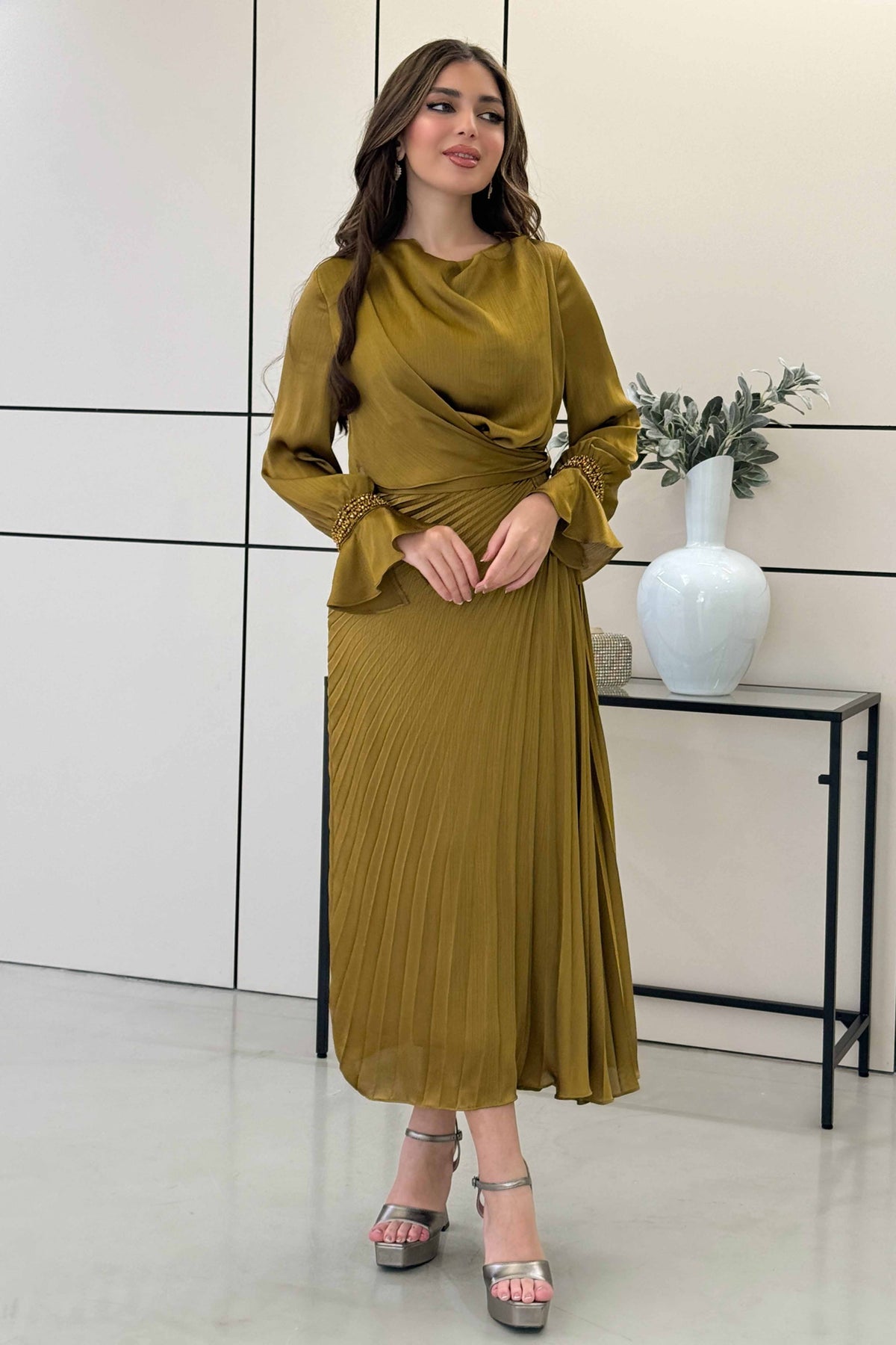 Dark yellow pleated satin midi dress 