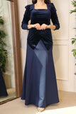 Long velvet dress with square neckline 