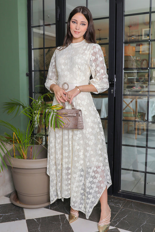 White hairy sleeve lace dress 