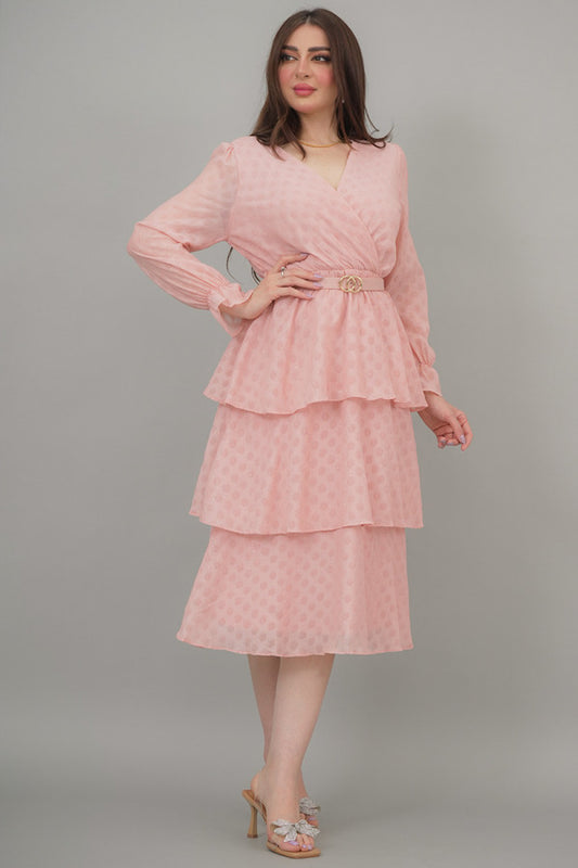 Layered midi dress with belt at the waist, pink color
