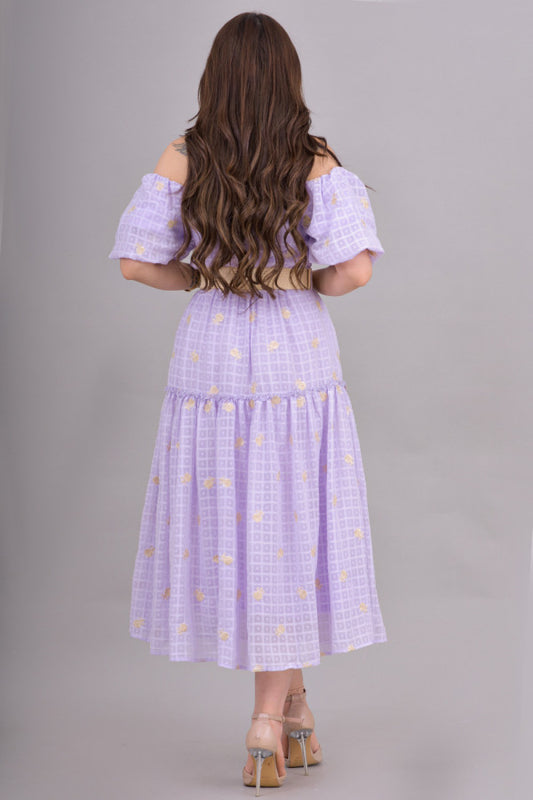 Summer dress with a belt in mauve color