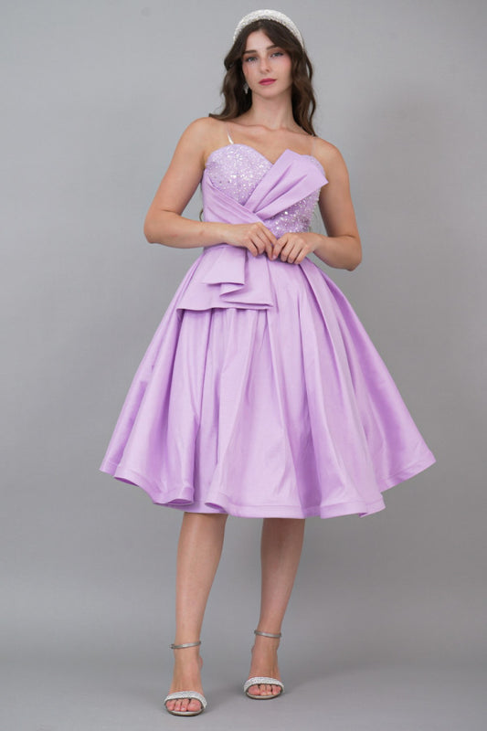 Mauve color embroidered cloche evening dress with pleated chest