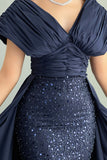 Evening dress embroidered with a train design, navy blue