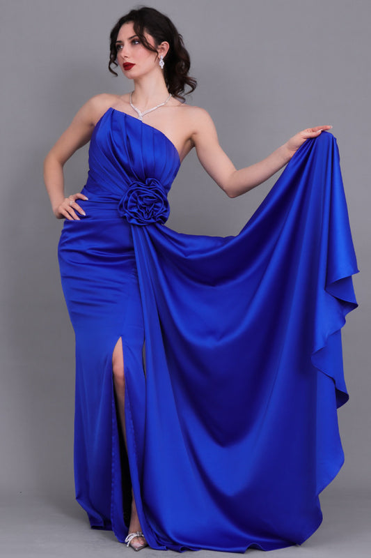 Evening dress with split design, indigo color