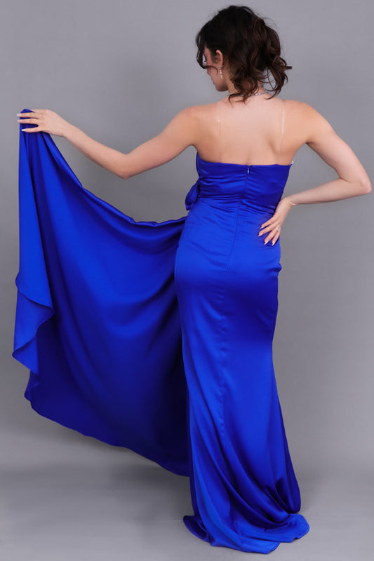 Evening dress with split design, indigo color