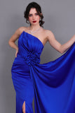 Evening dress with split design, indigo color