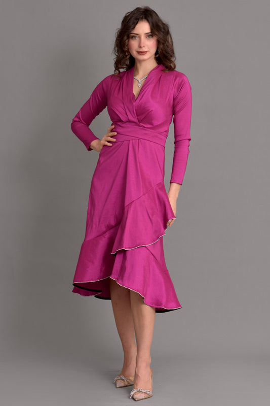 Taffeta evening dress with split design, fuchsia color