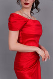 Evening dress with pleats and off-shoulder collar, red