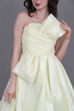 Short evening dress with embroidered bow, yellow