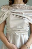 Beige satin taffeta dress with collar sleeves