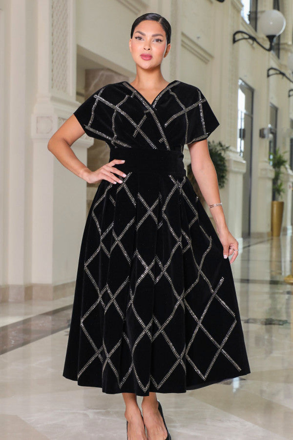 Elegant black velvet midi dress with crystals