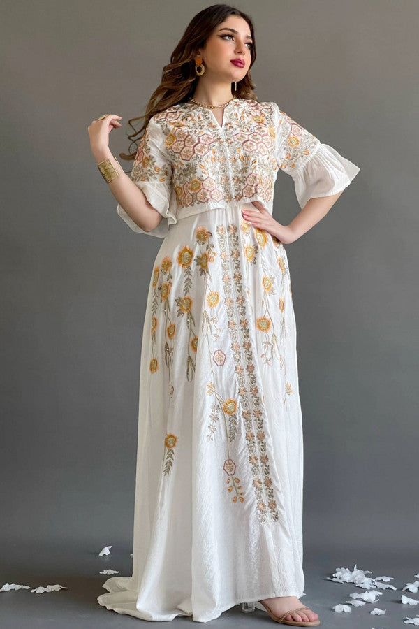 Jalabiya with wide hayr sleeves and floral embroidery