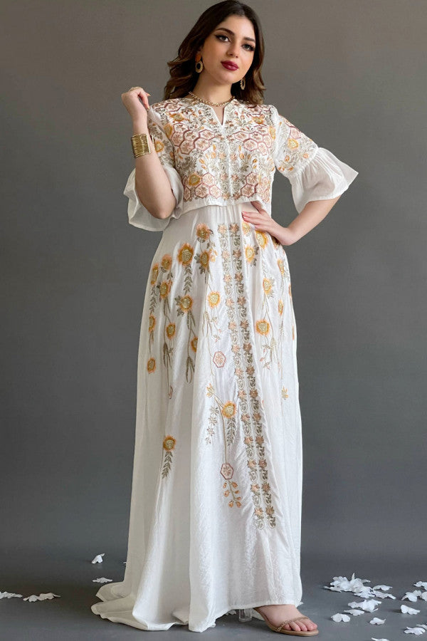 Jalabiya with wide hayr sleeves and floral embroidery