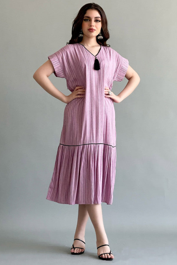 Soft jalabiya with ruffles at the bottom, pink color