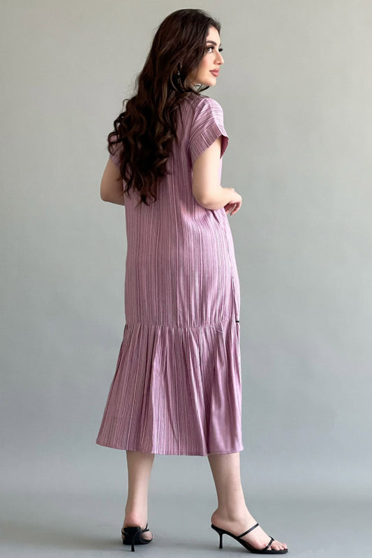 Soft jalabiya with ruffles at the bottom, pink color