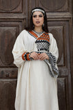 Jalabiya with Sadu pattern decorated with beige tassels