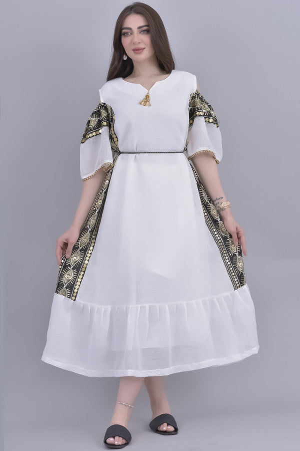 Oriental galabiya with open shoulder, embroidered, white