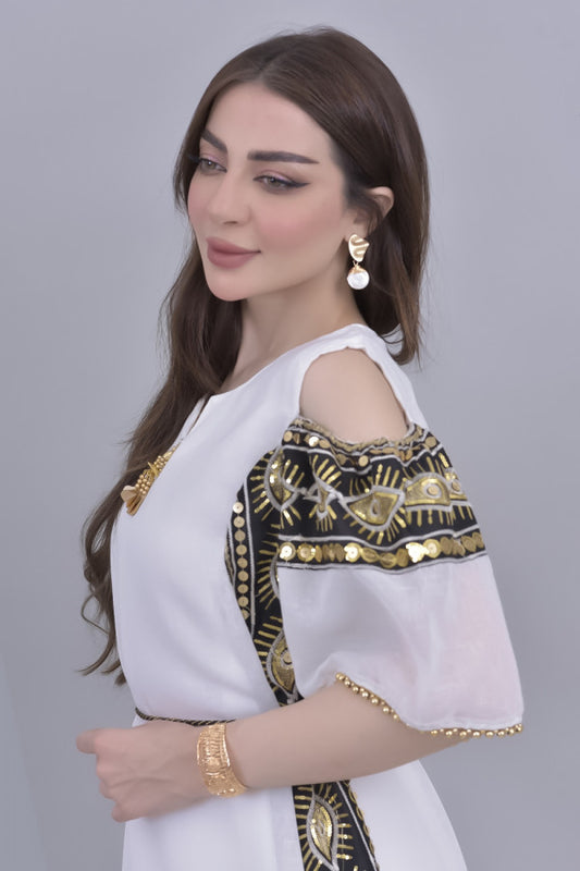 Oriental galabiya with open shoulder, embroidered, white