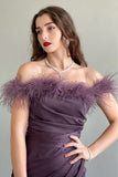 Satin dress decorated with mauve feathers