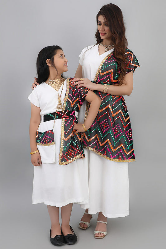 Kuwaiti girls' galabiya with embroidered shawl
