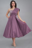 One-shoulder embroidered midi evening dress, mauve color