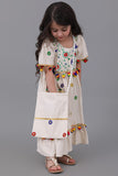 Girls' robe made of linen, embroidered with colorful patterns, beige 