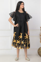 Girls' jalabiya, cloche design, with palm prints, black color