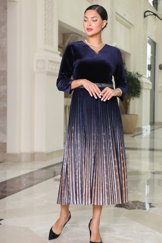 Velvet midi dress with pleats and slits, navy blue 