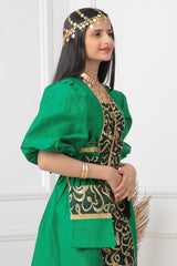 Girls' oriental galabiya, embroidered with puff sleeves, green 