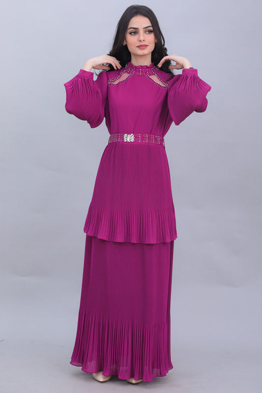 Layered dress with embroidered collar, mauve color