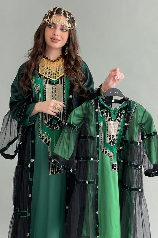 Girls' traditional jalabiya, two pieces, embroidered, dark green color