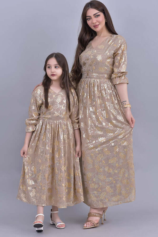 Girls' jalabiya with a dress design embroidered with golden beige sequins